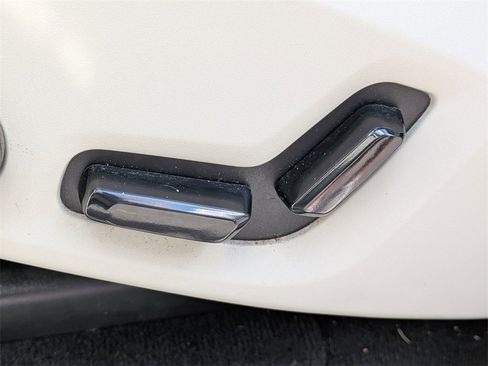 Used 2021 Volvo XC90 T5 Momentum w/ Climate Package image 21