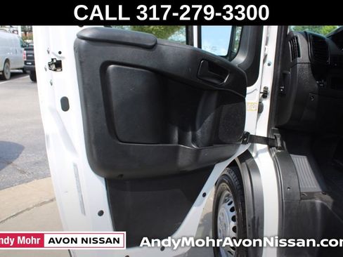 Used 2025 RAM ProMaster 2500 w/ Convenience Group FWD image 17