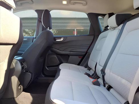 Used 2025 Ford Escape Active w/ Active Premium Tech Pack AWD/4WD image 81