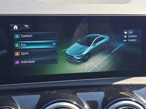 Used 2025 Mercedes-Benz CLA 250 4MATIC image 7
