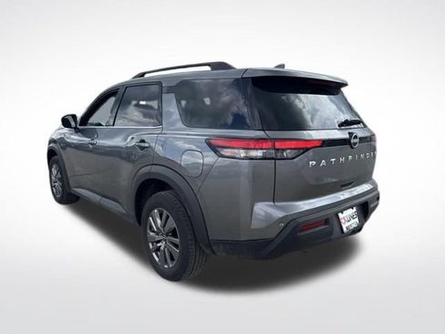 Used 2025 Nissan Pathfinder SV AWD/4WD image 9