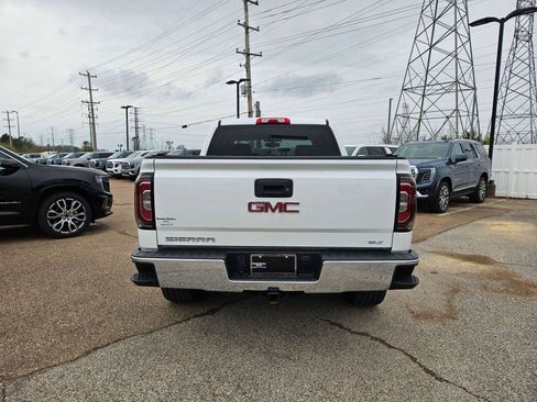 Used 2018 GMC Sierra 1500 SLT w/ SLT Premium Package image 5