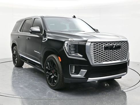 Used 2022 GMC Yukon Denali w/ Max Trailering Package image 3