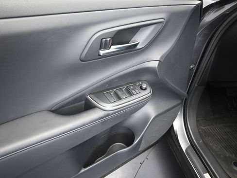Used 2023 Toyota Crown AWD/4WD image 11