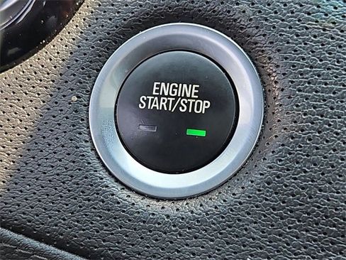 Used 2022 Cadillac XT5 Premium Luxury w/ LPO, Floor Liner Package image 17