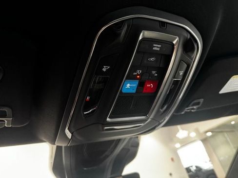 New 2024 Dodge Charger R/T w/ Plus Group image 22