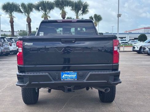 New 2026 Chevrolet Silverado 2500 Custom w/ Custom Blackout Package AWD/4WD image 30