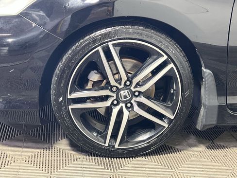 Used 2017 Honda Accord Sport Special Edition image 12
