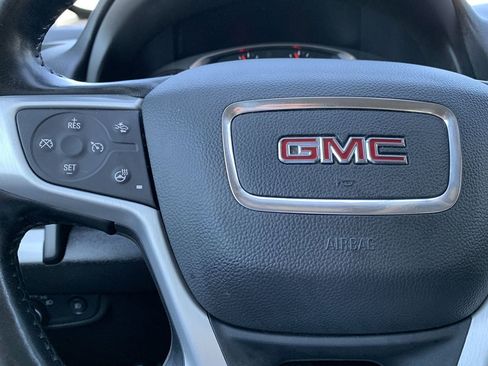 Used 2021 GMC Terrain SLT image 19