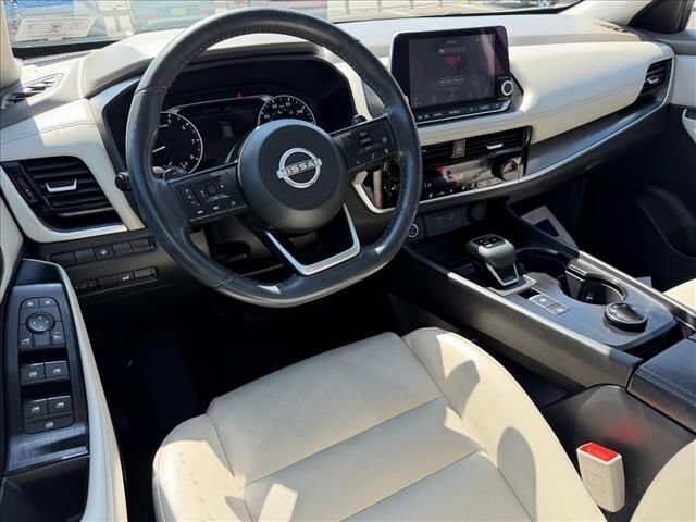 Used 2023 Nissan Rogue SV w/ SV Premium Package AWD/4WD image 8