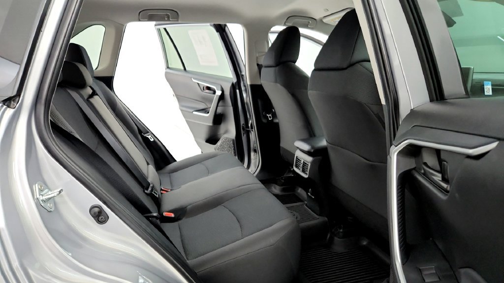 Certified 2025 Toyota RAV4 LE AWD/4WD image 26