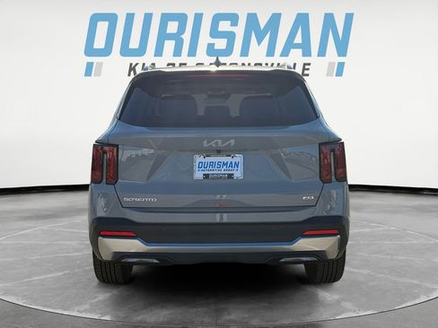 New 2026 Kia Sorento S image 5
