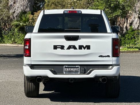 New 2026 RAM 1500 Express AWD/4WD image 4