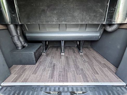 Used 2017 Mercedes-Benz Sprinter 3500 image 89