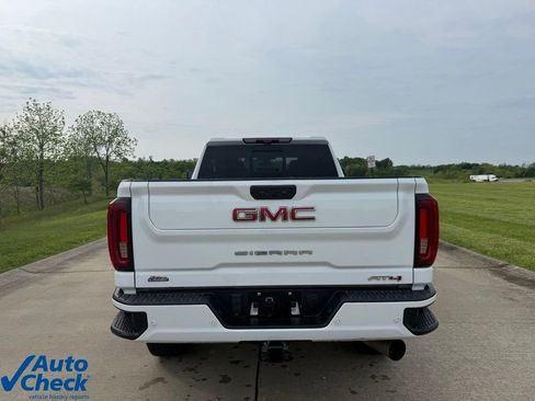Used 2023 GMC Sierra 2500 AT4 w/ AT4 Premium Plus Package AWD/4WD image 4