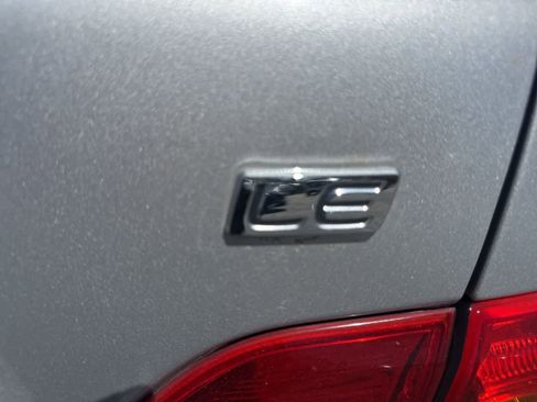 Used 2010 Toyota Corolla LE FWD image 15