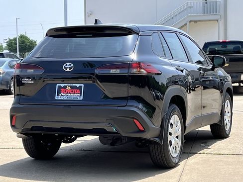 New 2026 Toyota Corolla Cross L FWD image 4