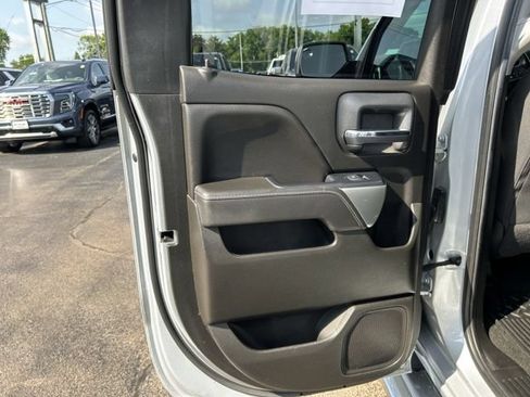 Used 2018 Chevrolet Silverado 1500 LT w/ All Star Edition AWD/4WD image 18