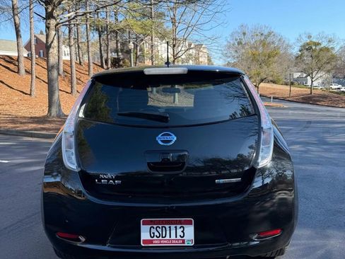 Used 2016 Nissan Leaf SV image 4
