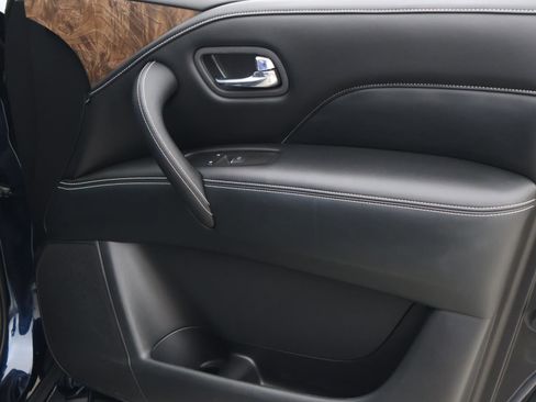 Used 2022 INFINITI QX80 Premium Select w/ Cargo Package image 17