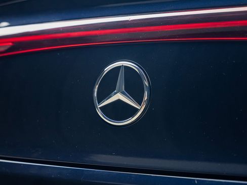 Used 2022 Mercedes-Benz EQS 580 4MATIC Sedan image 20