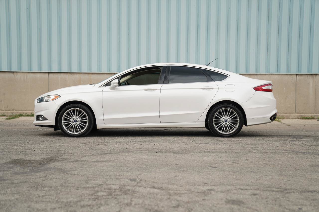 Used 2016 Ford Fusion SE w/ Equipment Group 202A AWD/4WD image 6