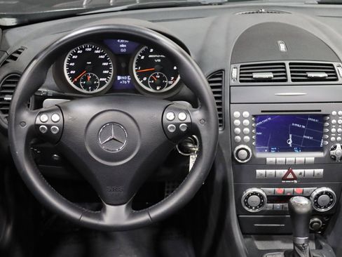 Used 2005 Mercedes-Benz SLK 55 AMG image 39