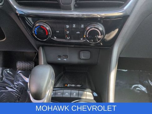 Certified 2026 Buick Encore GX Sport Touring w/ Advanced Technology Package AWD/4WD image 35