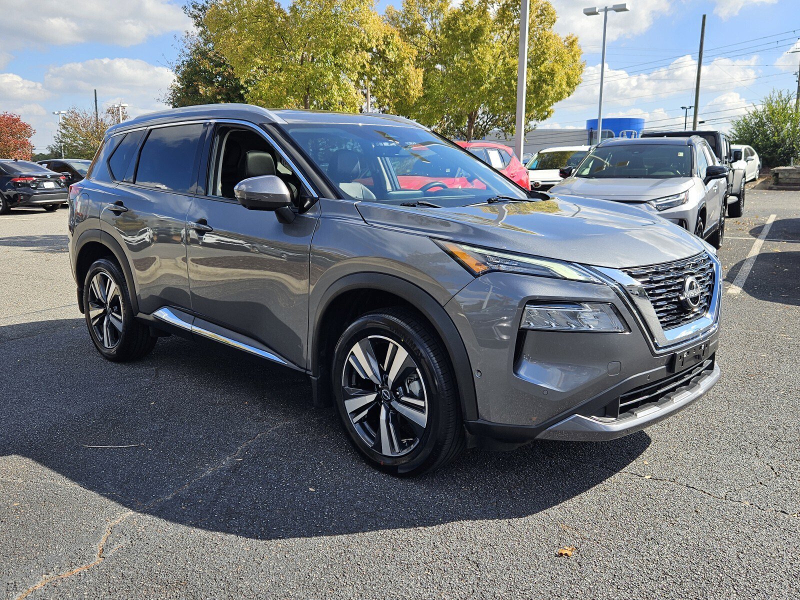 Used 2023 Nissan Rogue SL w/ SL Premium Package FWD image 1