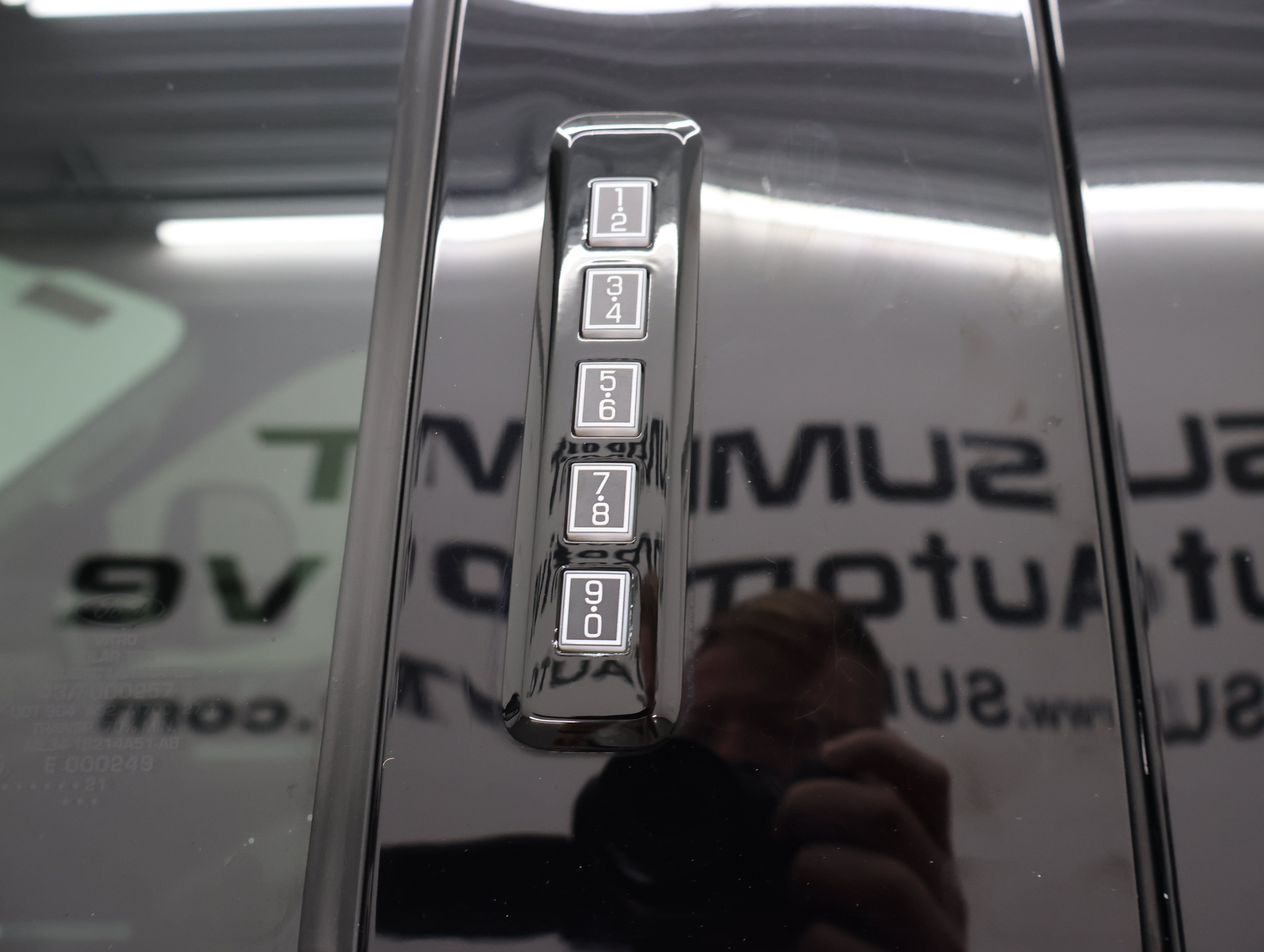 Used 2021 Ford F250 Lariat AWD/4WD image 38