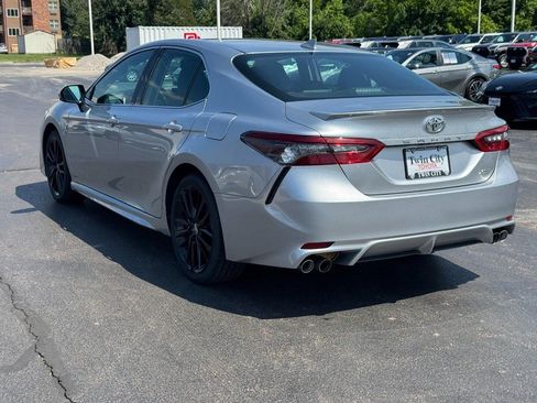 Used 2024 Toyota Camry XSE FWD image 7