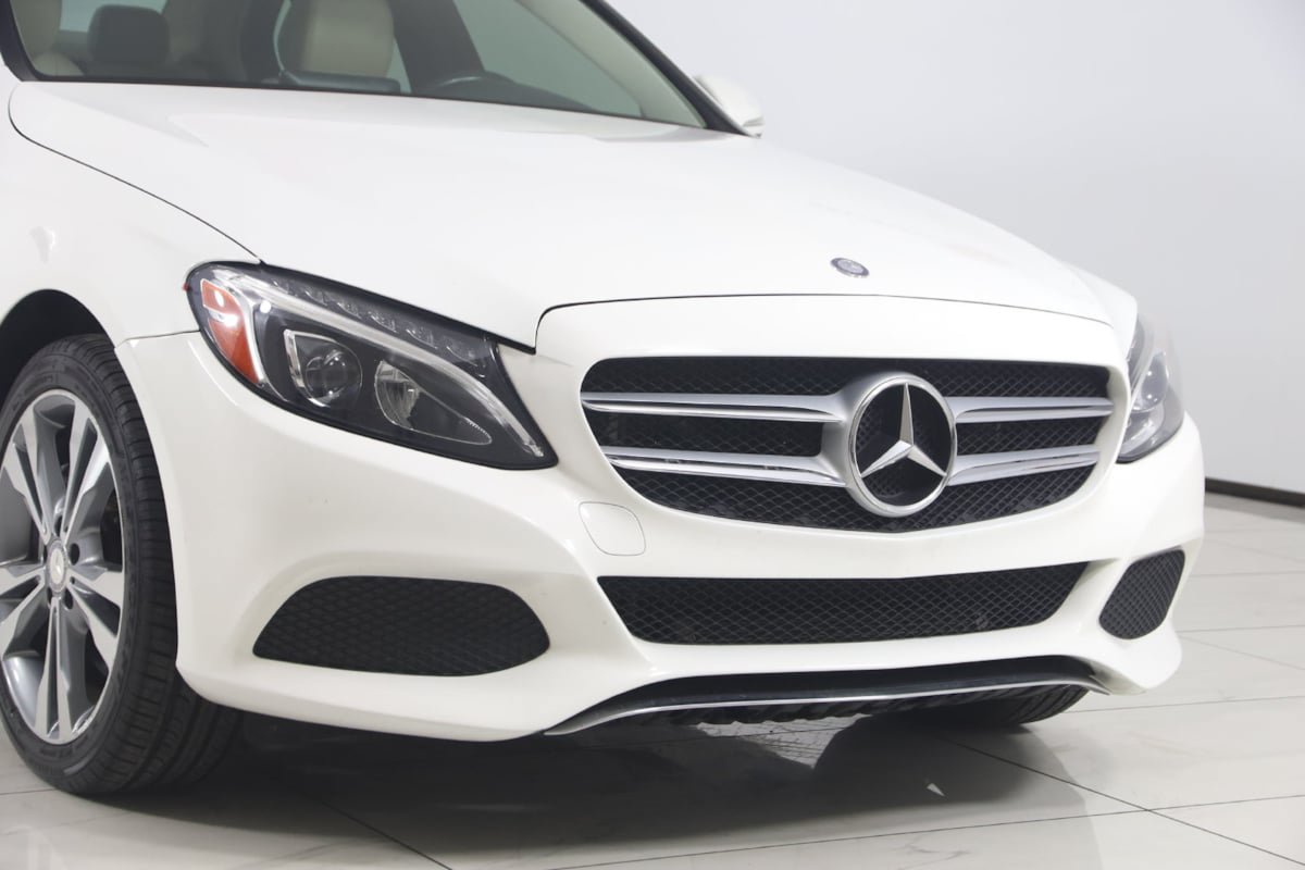 Used 2015 Mercedes-Benz C 300 4MATIC Sedan image 33