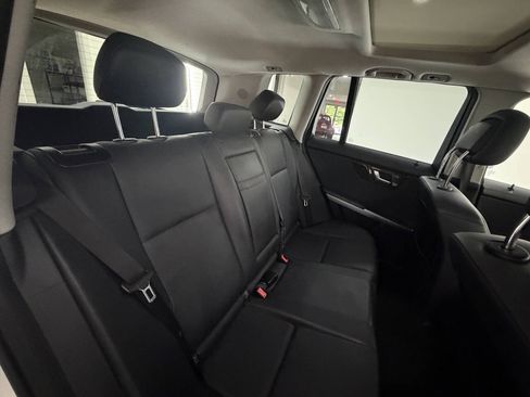 Used 2015 Mercedes-Benz GLK 350 4MATIC image 25