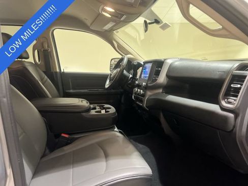 Used 2020 RAM 3500 Tradesman w/ Chrome Appearance Group RWD image 25