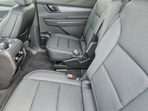 Used 2025 Buick Enclave Sport Touring image 28