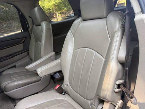 Used 2014 GMC Acadia Denali AWD/4WD image 16