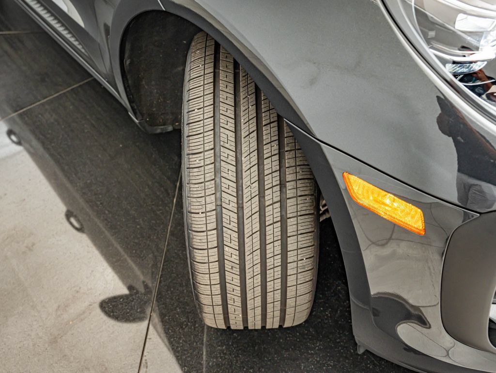 Certified 2026 Porsche Macan AWD/4WD image 51