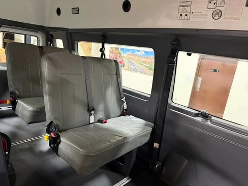 Used 2014 Ford E-250 and Econoline 250 Extended w/ Power Group RWD image 23