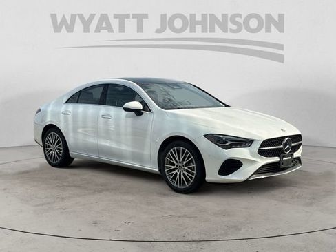 Used 2025 Mercedes-Benz CLA 250 image 7
