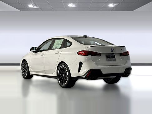 New 2026 BMW M235i xDrive w/ Technology Package image 3