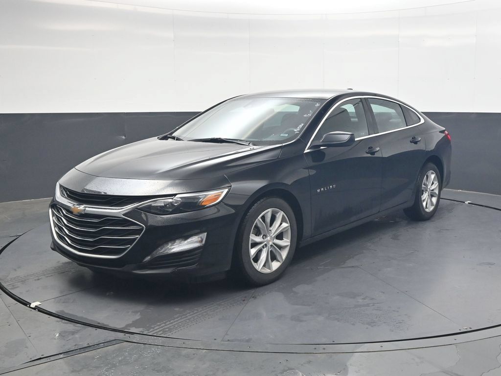 Used 2025 Chevrolet Malibu LT FWD image 8