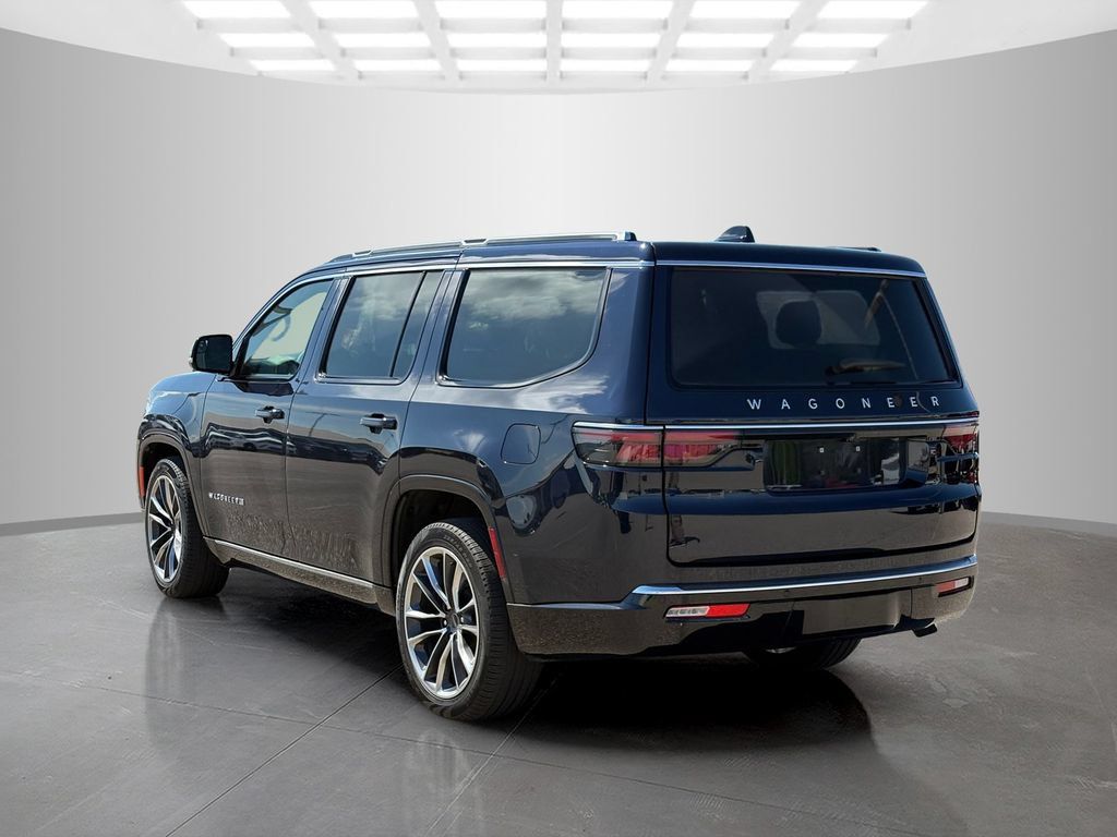 Used 2025 Jeep Wagoneer Series III w/ Premium Group I AWD/4WD image 6