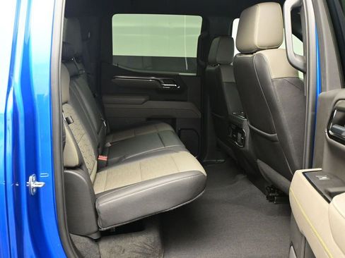 Used 2022 Chevrolet Silverado 1500 ZR2 image 11
