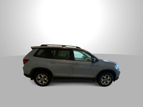 Used 2022 Honda Passport TrailSport image 9