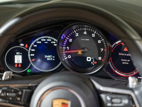 Certified 2023 Porsche Panamera image 26