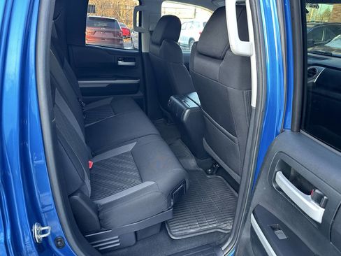 Used 2016 Toyota Tundra SR5 w/ TRD Off Road Package image 38
