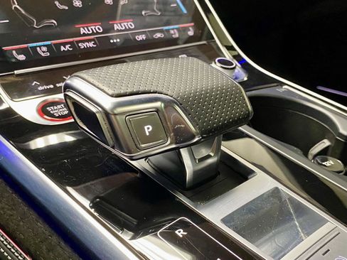 Used 2022 Audi SQ7 Prestige w/ Prestige Package AWD/4WD image 28