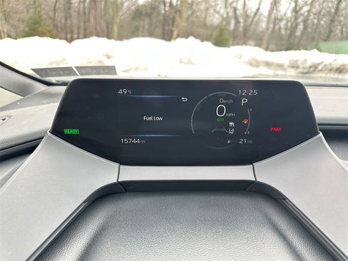 Used 2024 Toyota Prius LE image 22