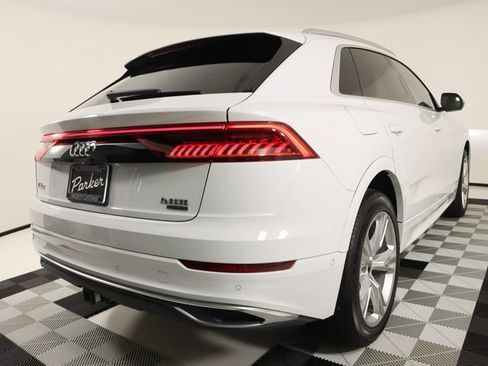 Certified 2023 Audi Q8 Premium Plus AWD/4WD image 5