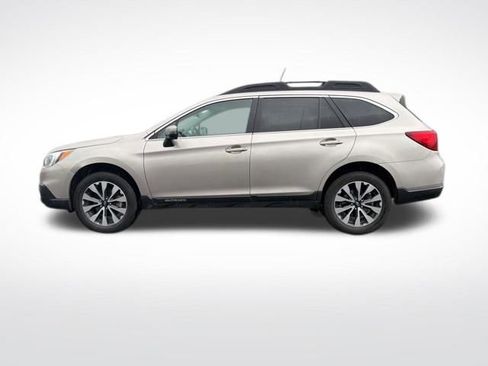 Used 2017 Subaru Outback 2.5i Limited image 4